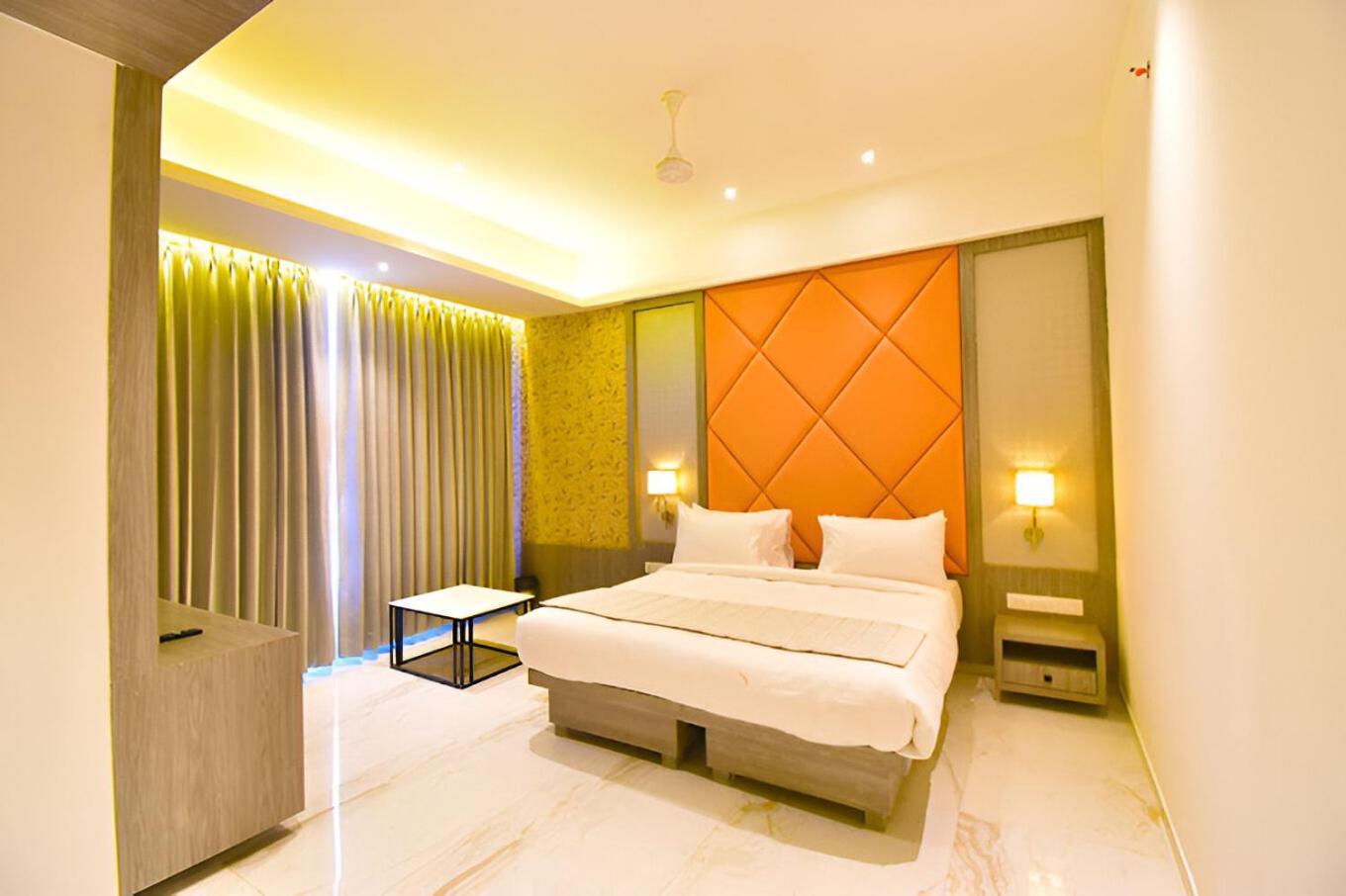 Glitz Hotels La Dahlia - Premium 塞恩 外观 照片